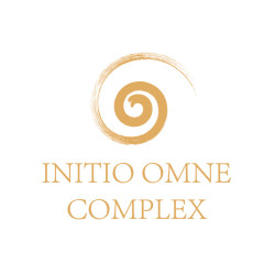 INITIO OMNE COMPLEX