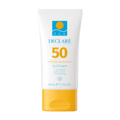 ВОДОСТОЙКИЙ ЛЕГКИЙ СОЛНЦЕЗАЩИТНЫЙ КРЕМ С ВИТАМИНОМ Е И МАСЛОМ ЖОЖОБА DECLARE SUN CREAM SPF 50 50МЛ